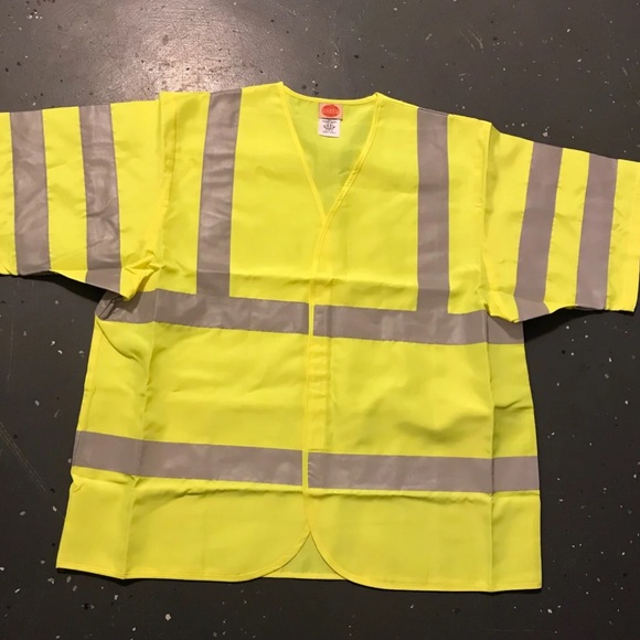 Yellow safety vest 🦺 with reflectors - Picture 1 of 3